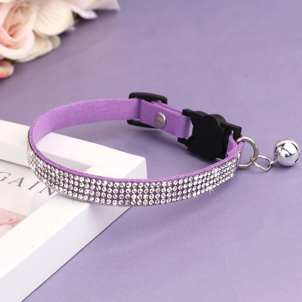 Le Collier Élégance – L'éclat qui fait ronronner